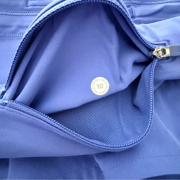 Lululemon Speed Up 4” Shorts 10 - Picture 4 of 4